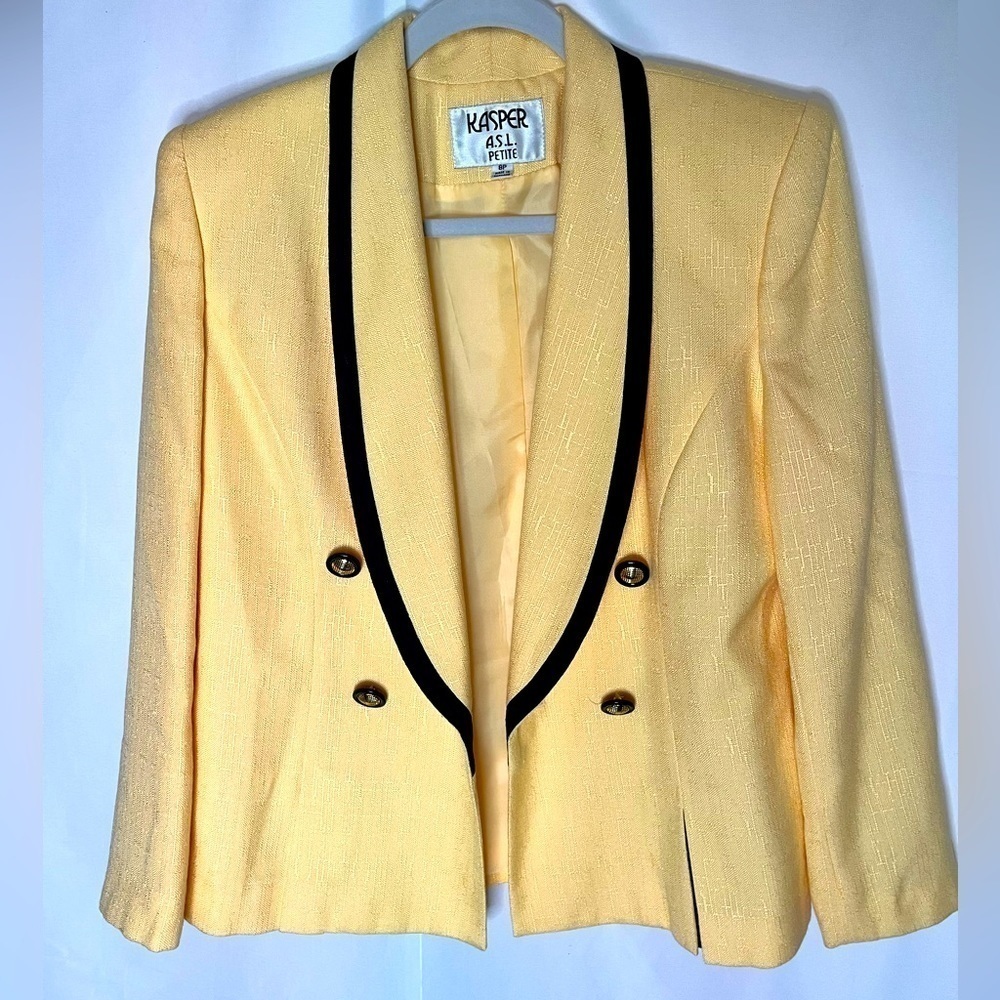 ⭐️ Kasper yellow blazer- size 8P - Picture 2 of 12